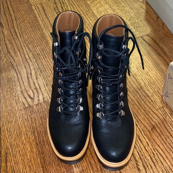 Lace up booties - Picture 2 of 3